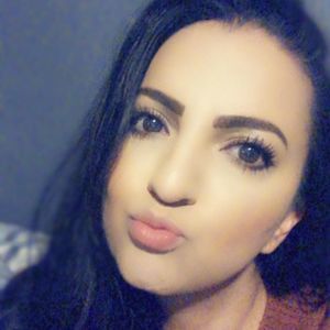 Meet your Posher, Alejandra